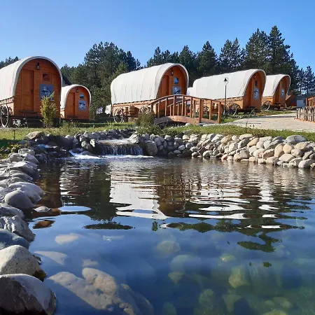 El Paso City, - Unique Wooden Cottages, Treehouse, Wild West Rooms, 1-6 People