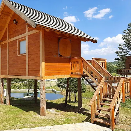 El Paso Zlatibor: Wild West Treehouse *