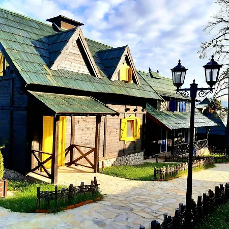 El Paso Zlatibor: Wild West Treehouse Zlatibor