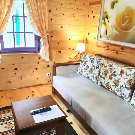 El Paso Zlatibor: Wild West Treehouse Apartment