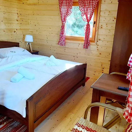 El Paso Zlatibor: Wild West Treehouse