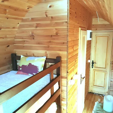 El Paso Zlatibor: Wild West Treehouse Apartment *