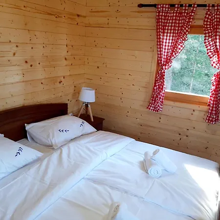 El Paso Zlatibor: Wild West Treehouse *